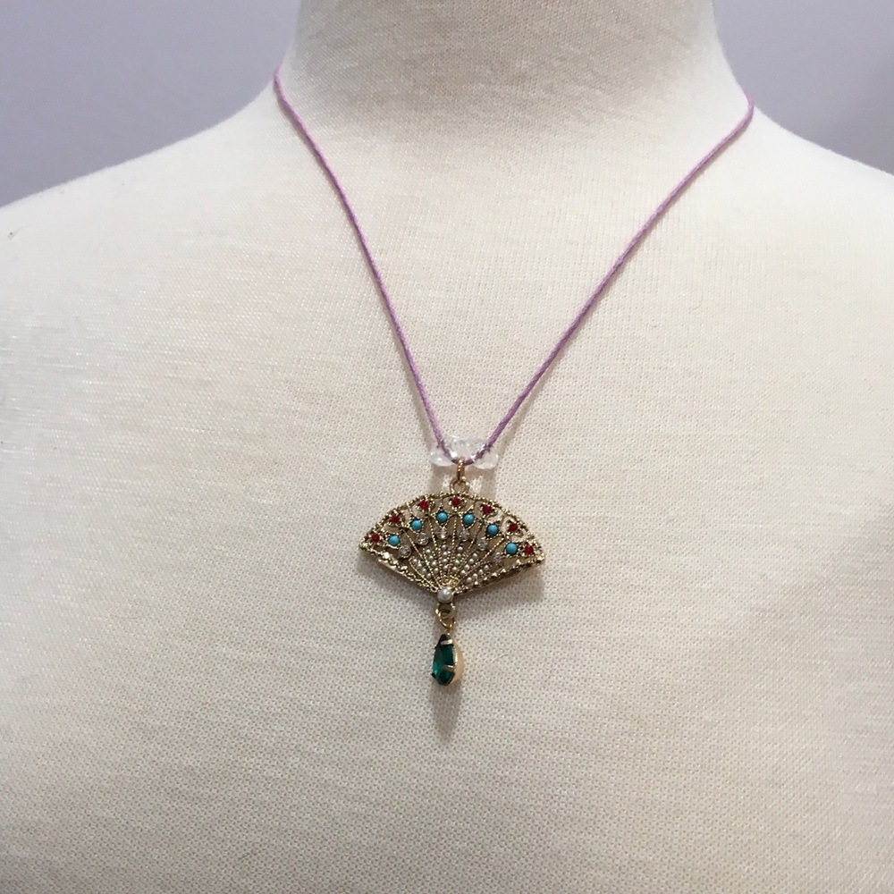 Homemade fan pendant necklace